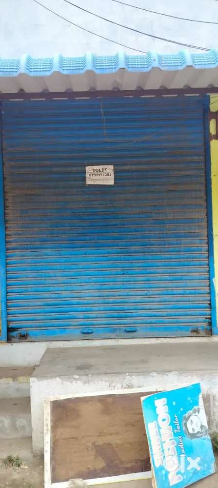 100 sqft shop space for rent
