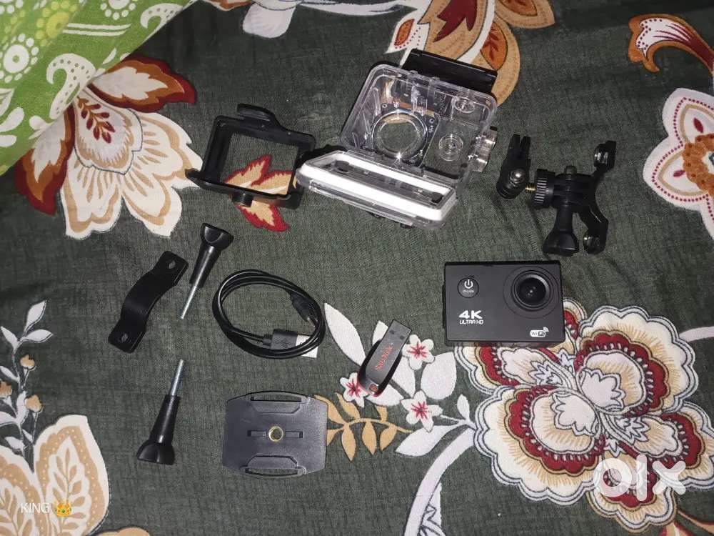 Urgent sell Action Camera 4k Ultra HD With SanDisk pendrive 32 gb