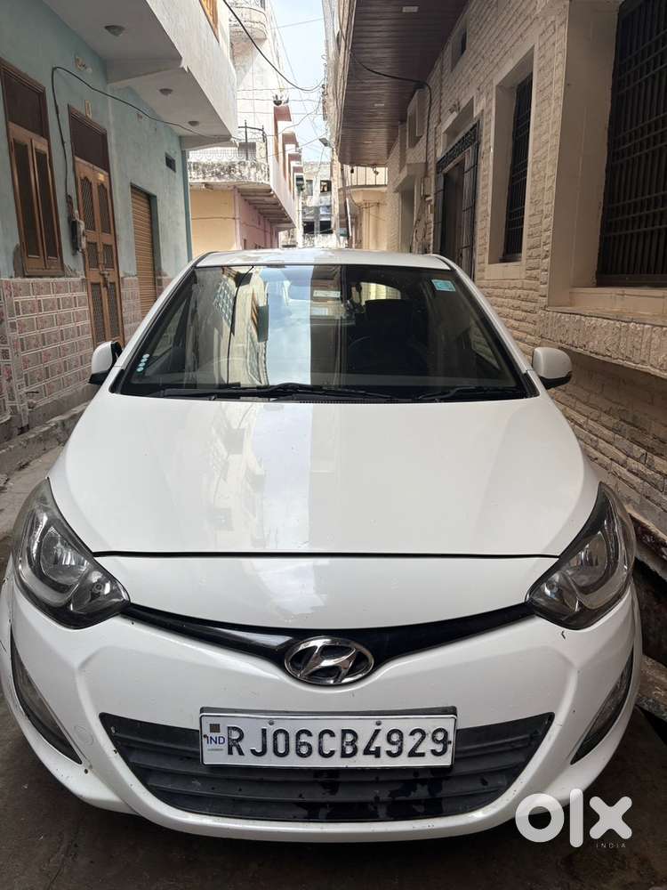 Hyundai i20 2012 Diesel 60500 Km Driven good condition