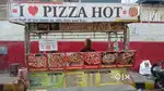 ladhka chahiye pizza bnane ke liye only experience wale hi msg kare