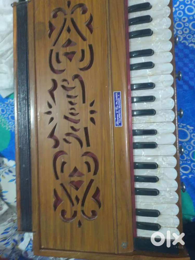 Brand new Harmonium