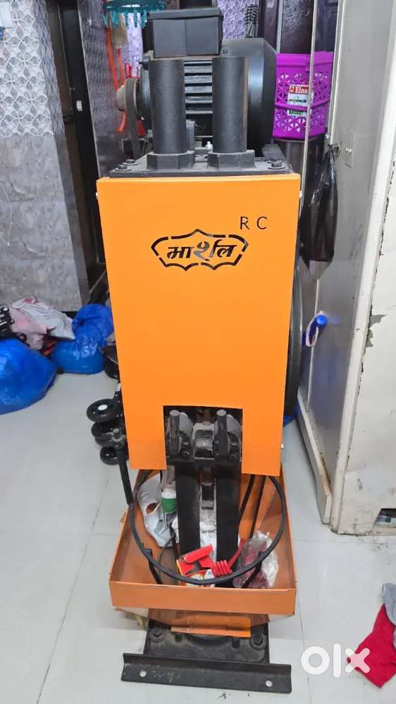 chilli grinder machine 1hp motor ( new )