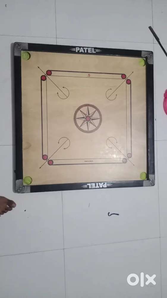 Carrom board 32inches