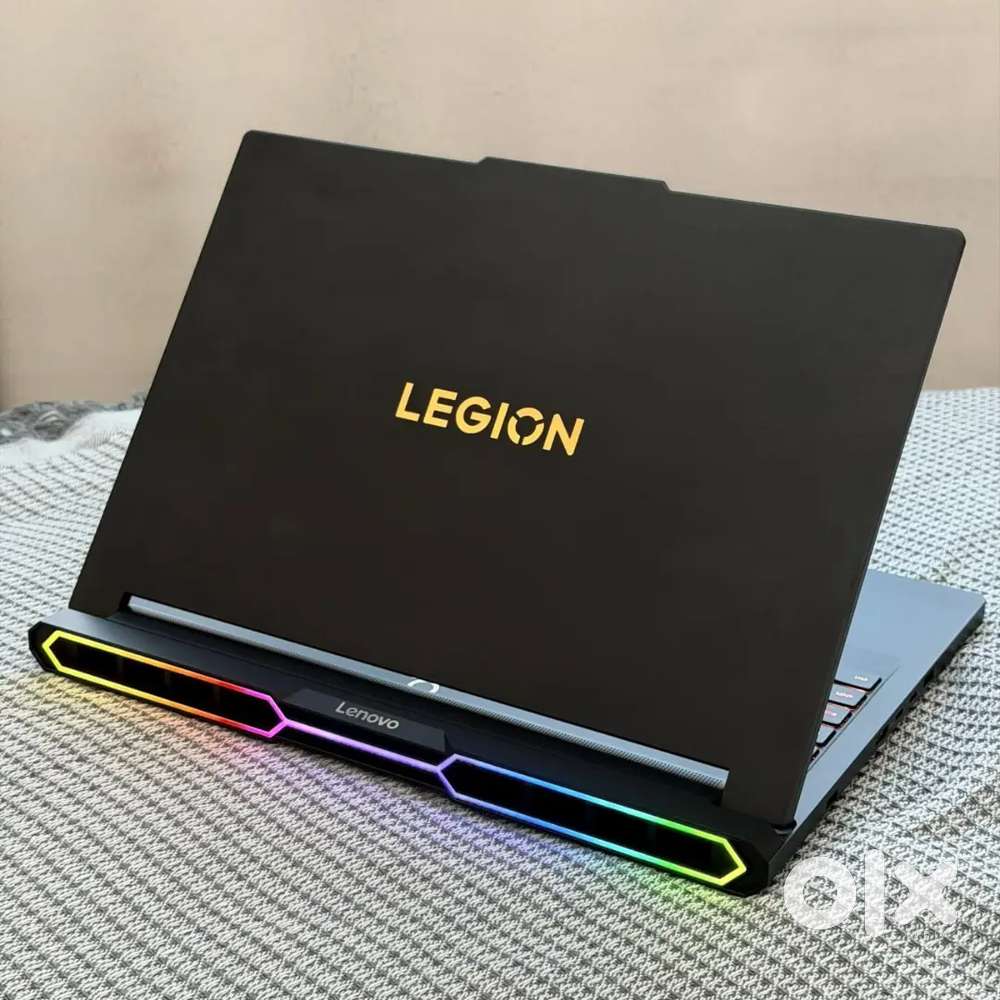 Lenovo Legion Pro 7i Gen 10 (2025)