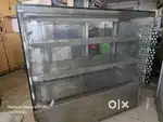 Bakery cooling showcase