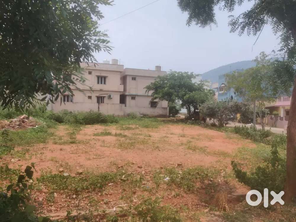 190 Sq yards south facing vuda approved site