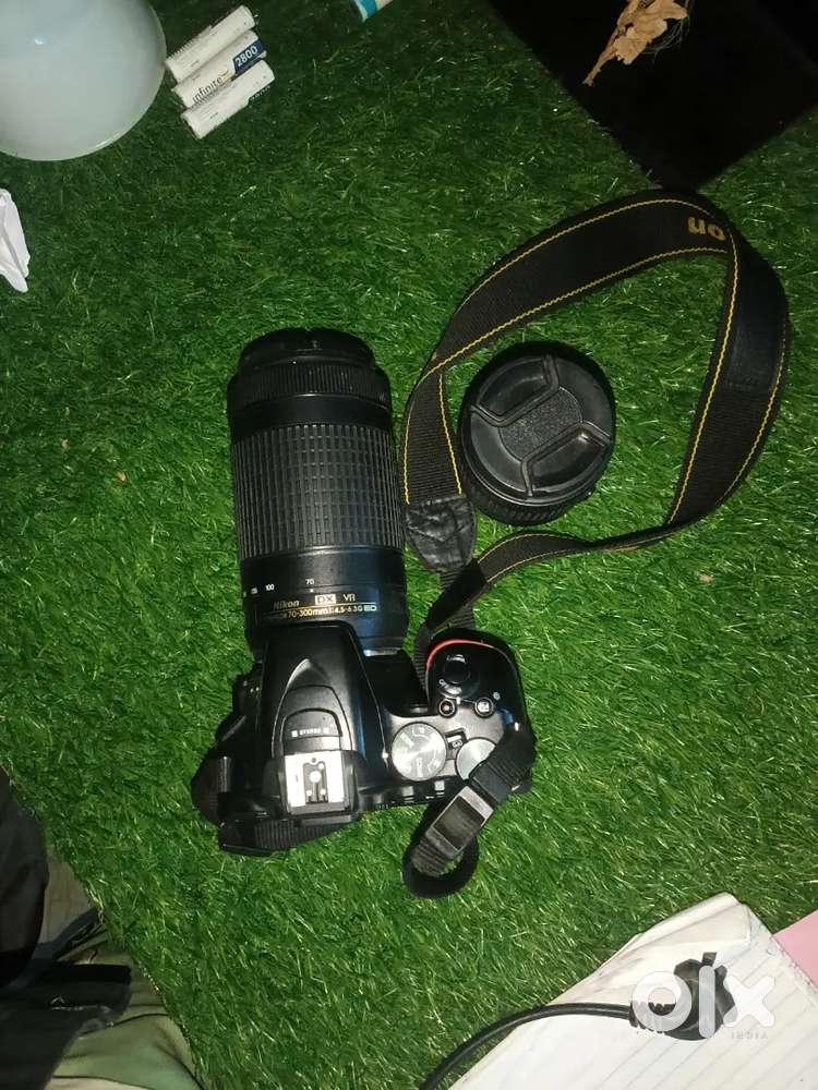 Nikon D5600+zoom lens with kit lens+ battery+charger,  condition okay