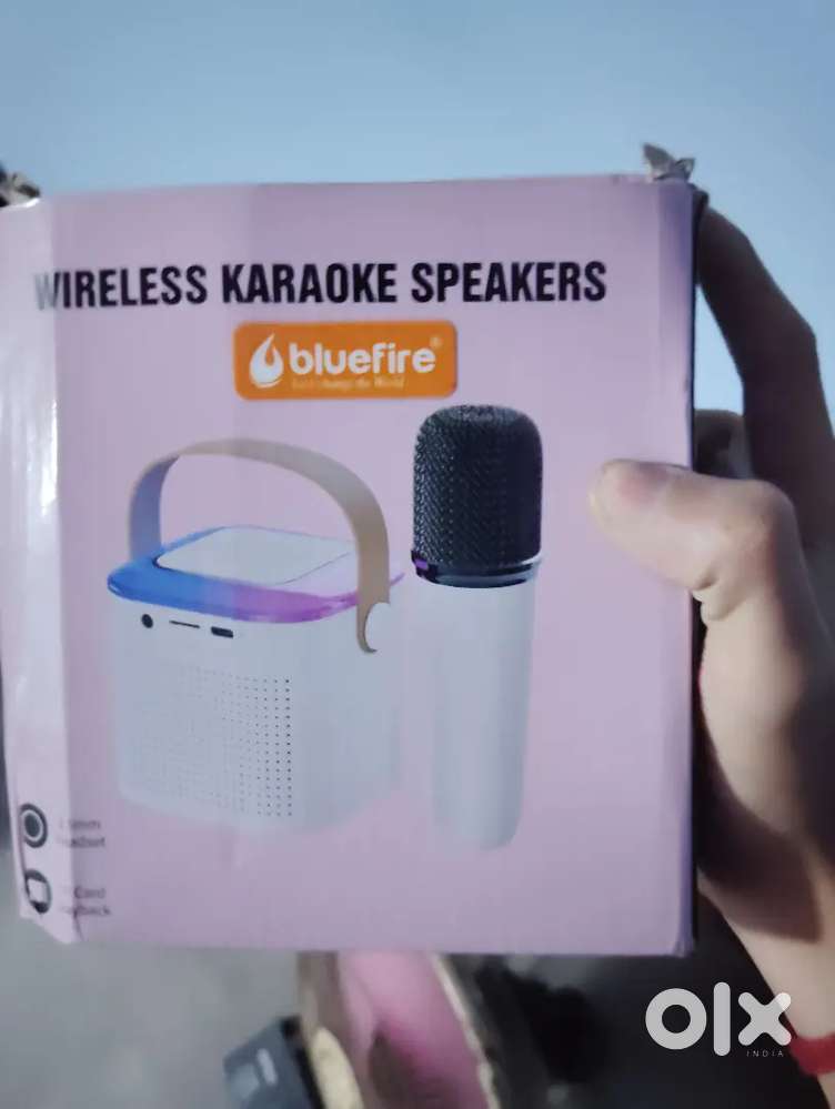 Speaker and mic karuke