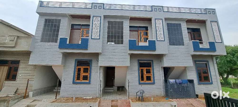 Loanabal propaeti, Near School, cricket Academy,  stdium,
