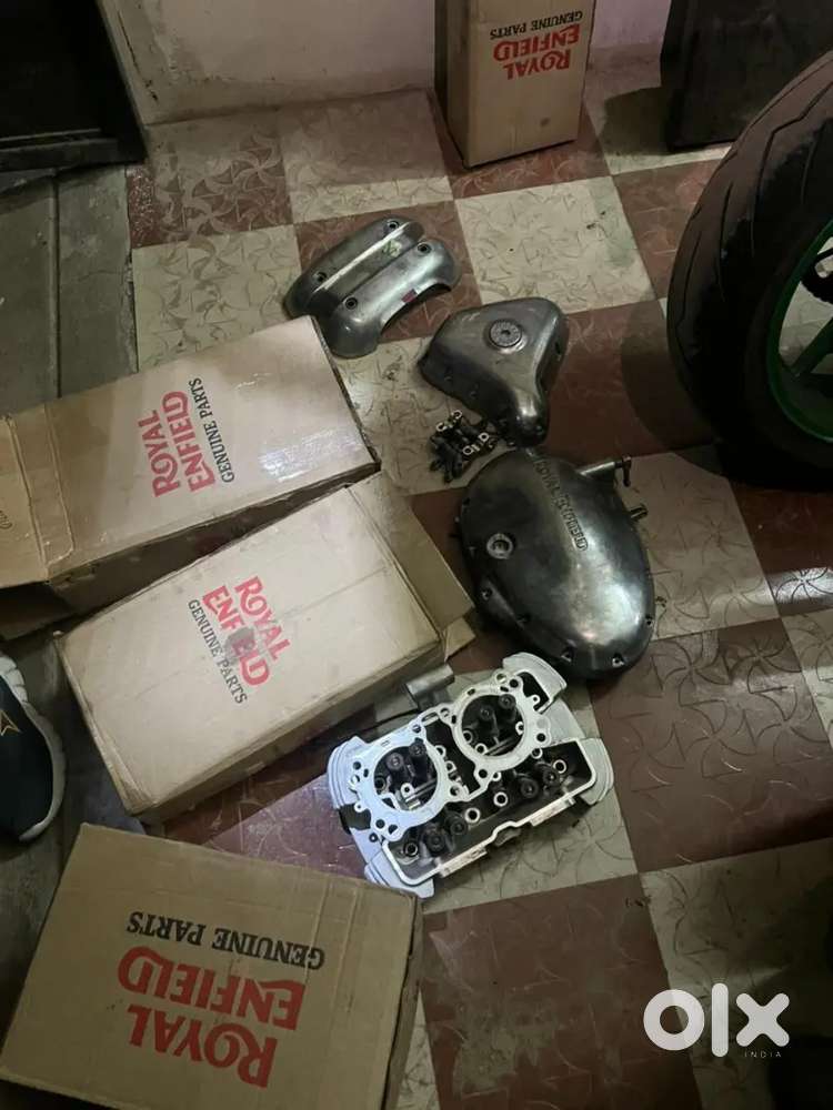 GT 650 OG ENGINE PARTS AND HEADER
•