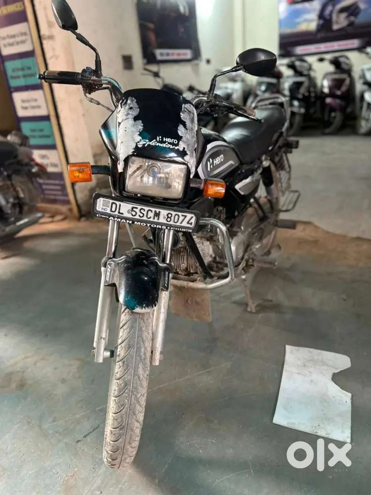 Demanding vehicle splendor is here!! Splendor plus is on sale at zoom