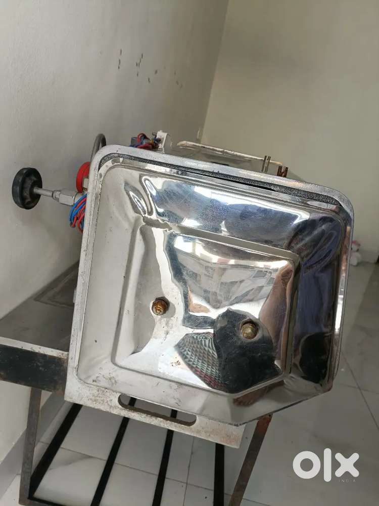 Expresso Tea/ coffee machine (14 litre capacity )