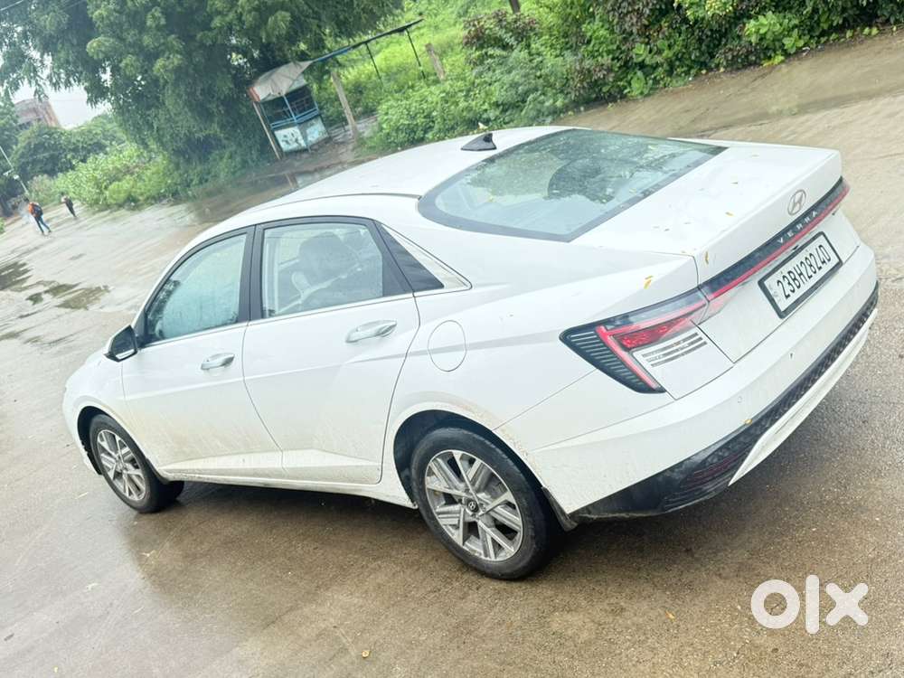 Hyundai Verna 2023 Petrol Well Maintained