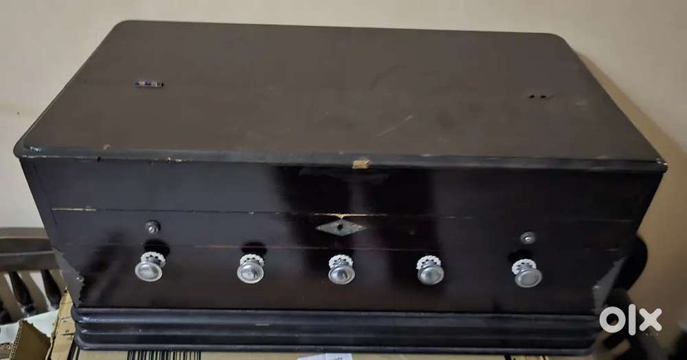 “Harmonium in Excellent Condition for Sale Perfect Sound & Smooth Keys