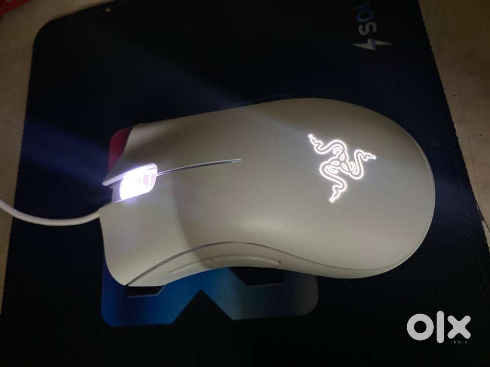 Razer Deathhader White Mouse