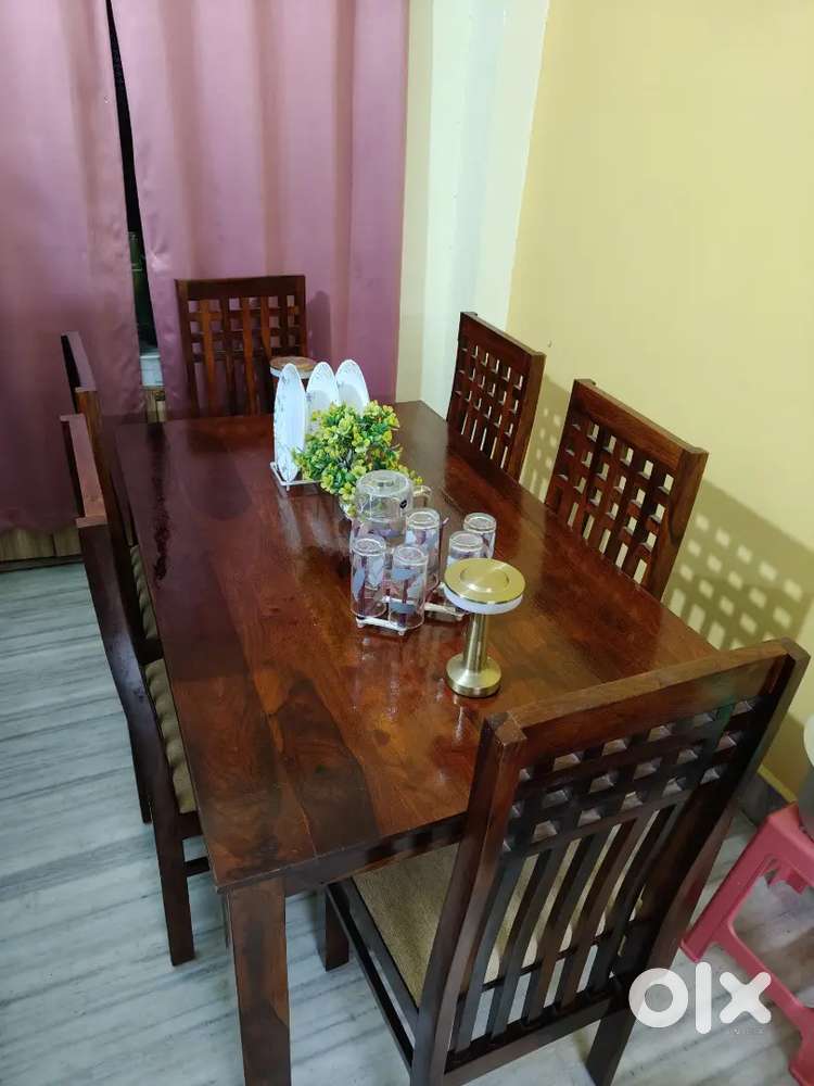 Dinning Table 6 seater