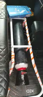 Oxygen cylinder