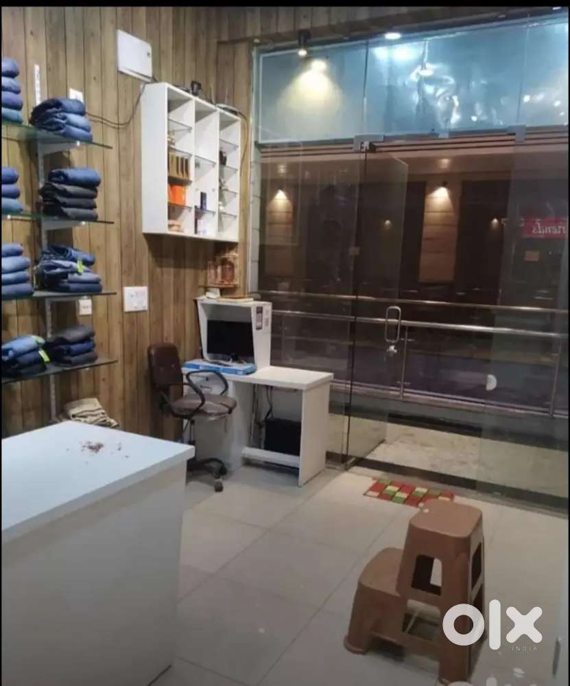 PRIME LOCATION  WITH MAIN ROAD PROPERTY.