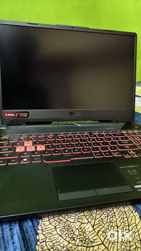 GAMING LAPTOP