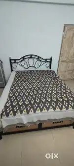 King Size Bed with Storage (Needs Repair)