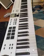 New Arturia keylabs essentials 66 keys midi keyboard