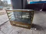 Cake cooling counter