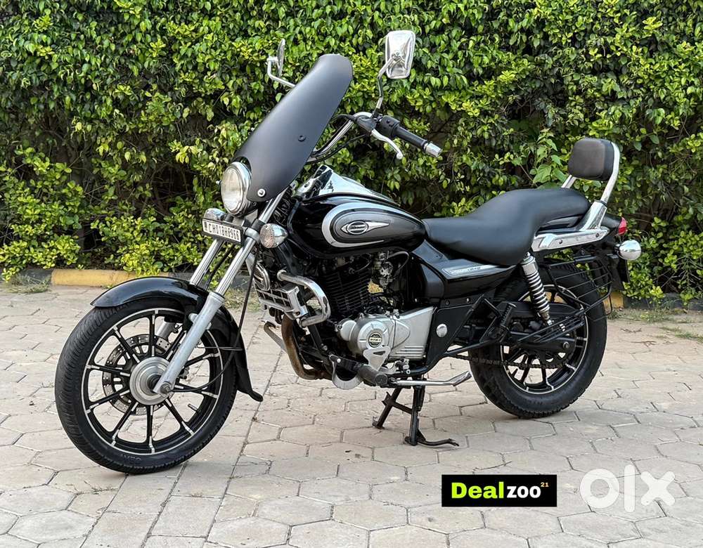 Bajaj Avenger 220cc Cruise 2016