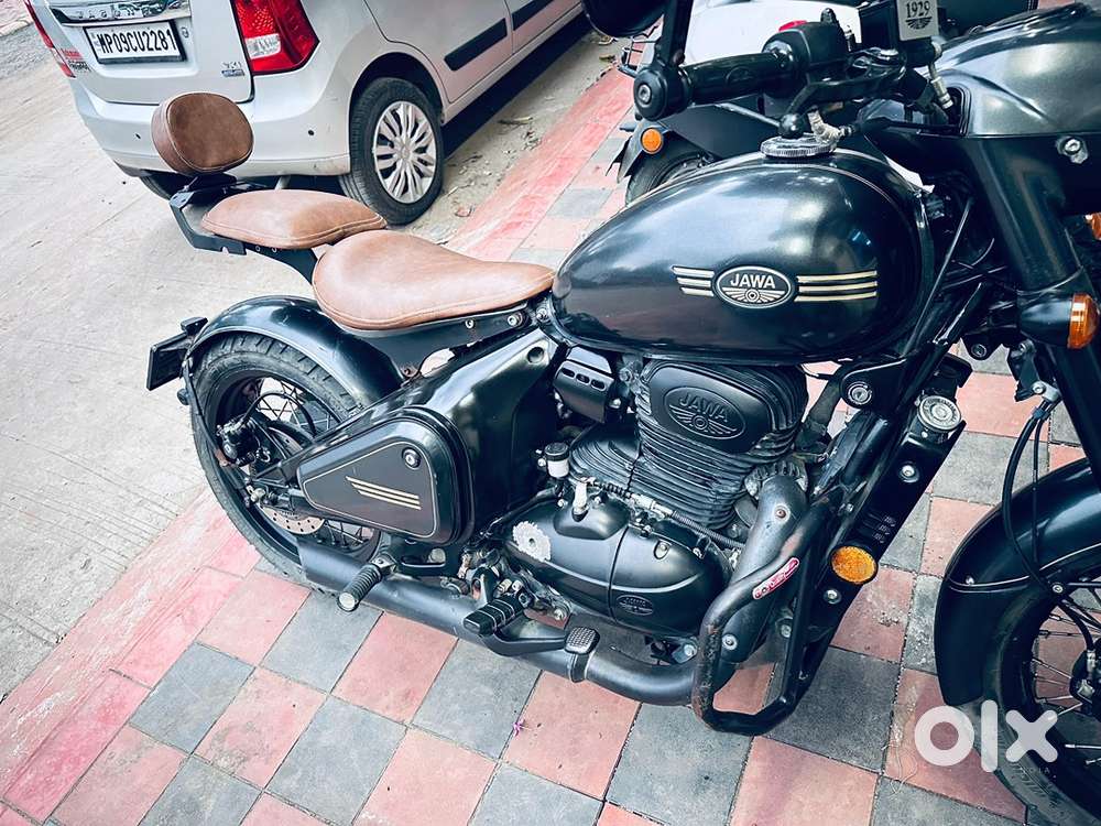 Jawa Sports bike with new Tires and suspension