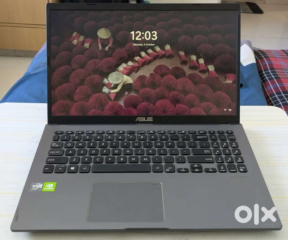 ASUS - i5 Laptop