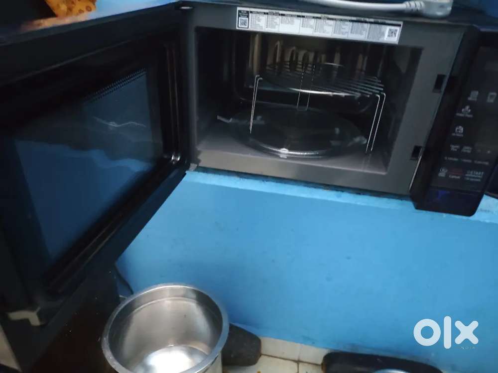 Microwave oven