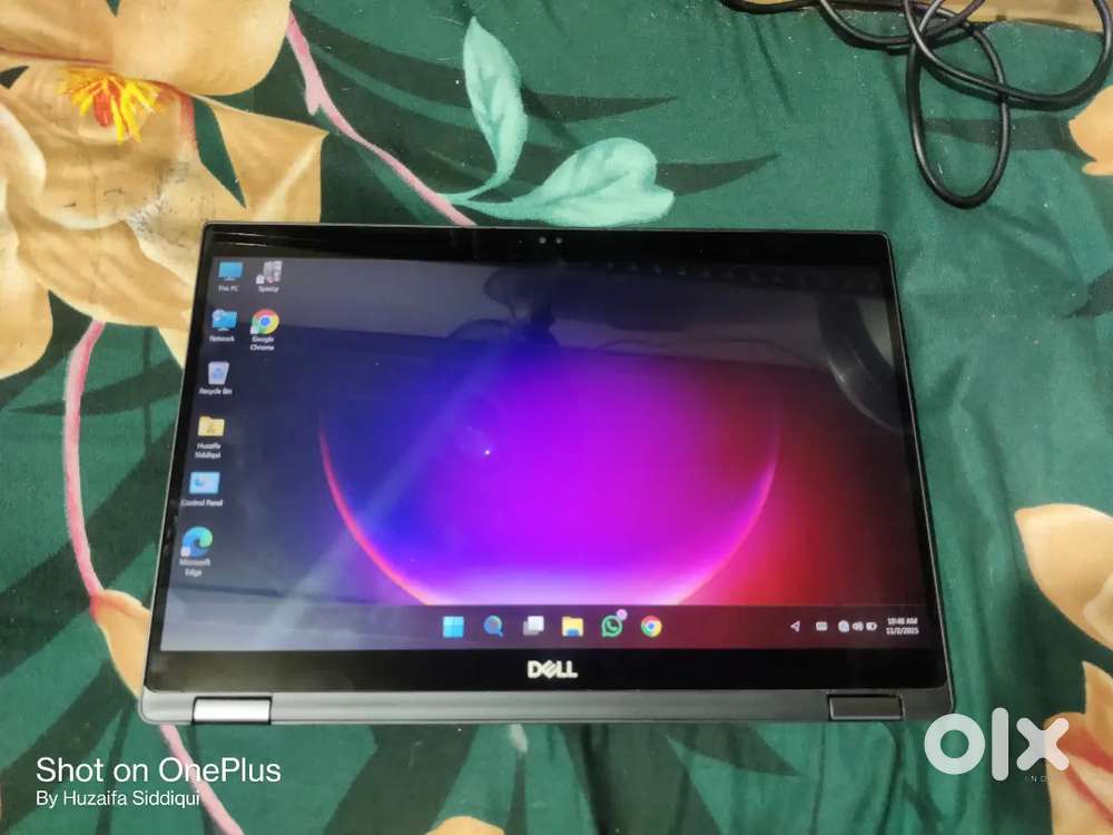 Dell latitude 7390 2in1 laptop with Free accessories