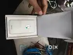 Wireless display mirror casting device