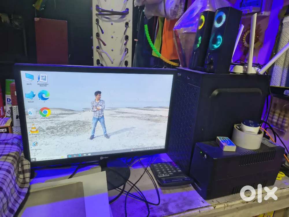6 MONTH OLD COMPUTER