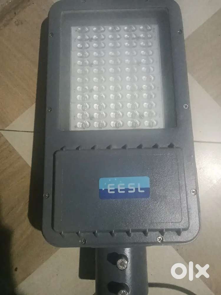 Light 120 watt with 3 year guarantee