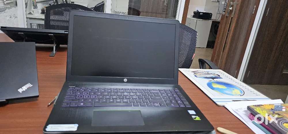 HP LAPTOP i7