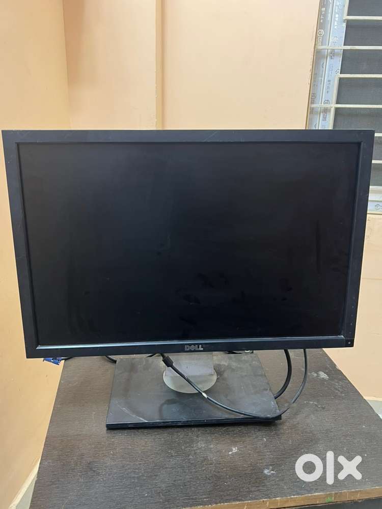 Dell and Hp used monitors