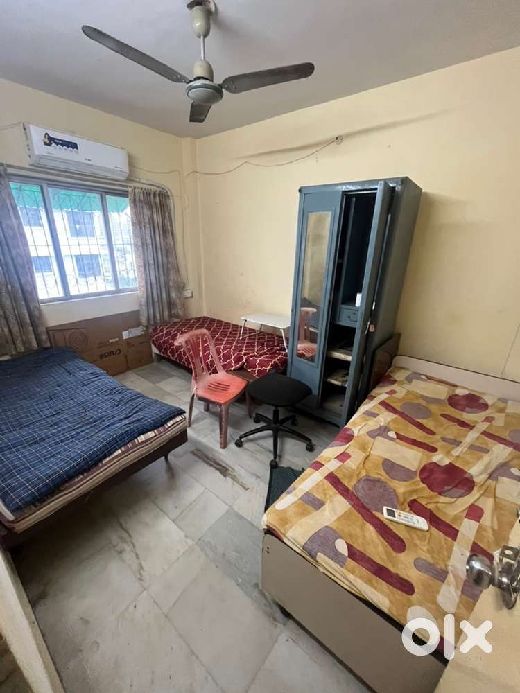 Room for rent male/ female fully furnished