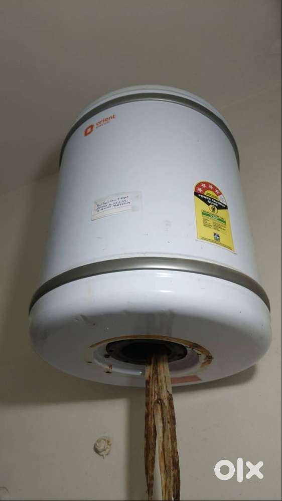 orient geyser 25 lts 4 yrs old