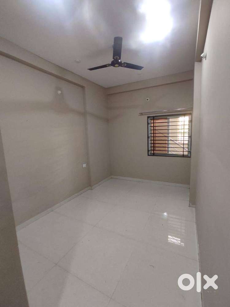 1 Studio Room near Bombay Hospital in Mahalaxmi Nagar