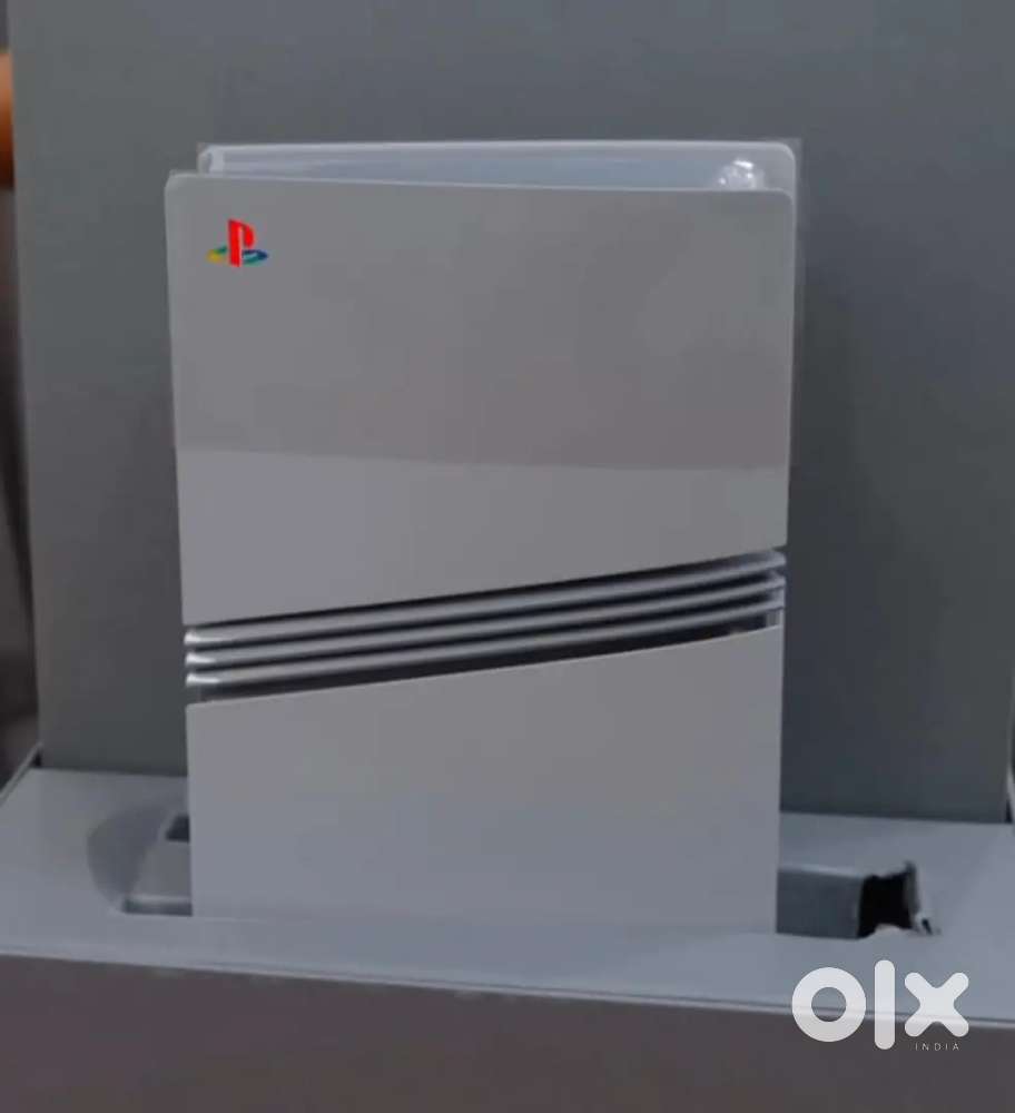 PS5 Pro 30th Anniversary Limited Edition Bundle + Bonus DualSense