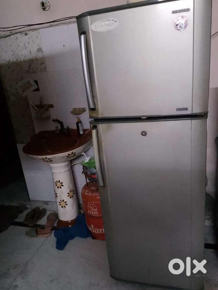 Double door fridge