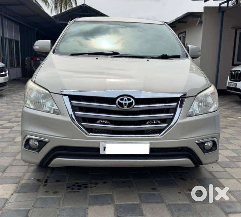 Toyota Innova 2.5 V 7 STR, 2015, Diesel