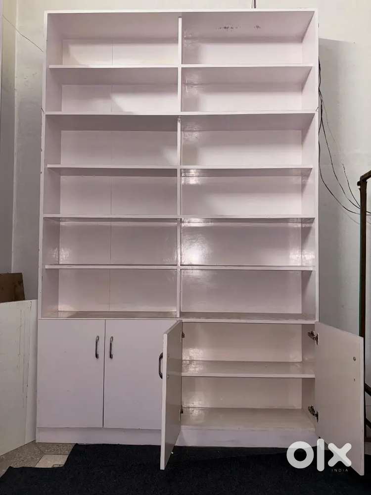 Shop Display Racks & Counter – Excellent Condition  Ready to Use