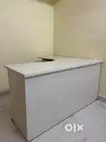 OFFICE  L SHAPE TABLE