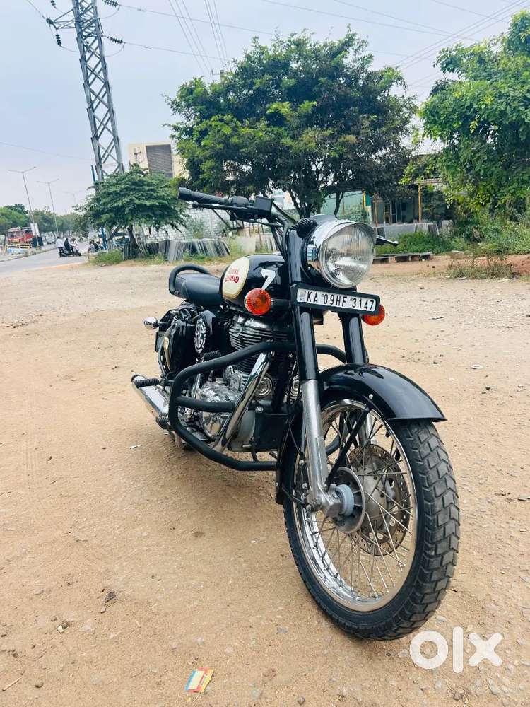 Classic 350 IN MINT CONDITION