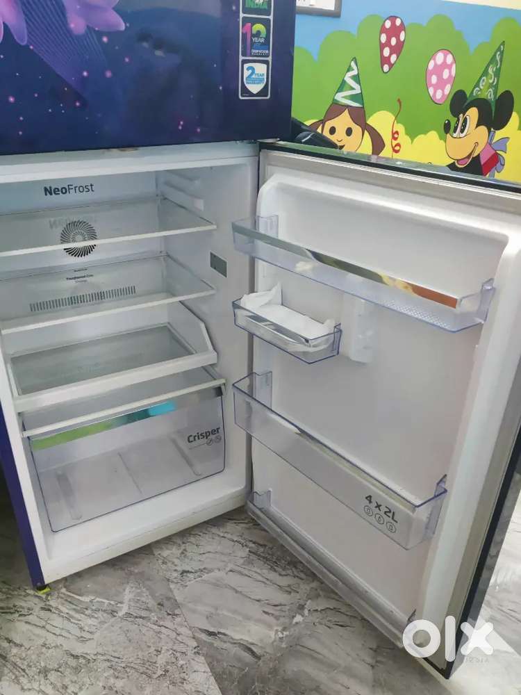 Sell new condition fridge