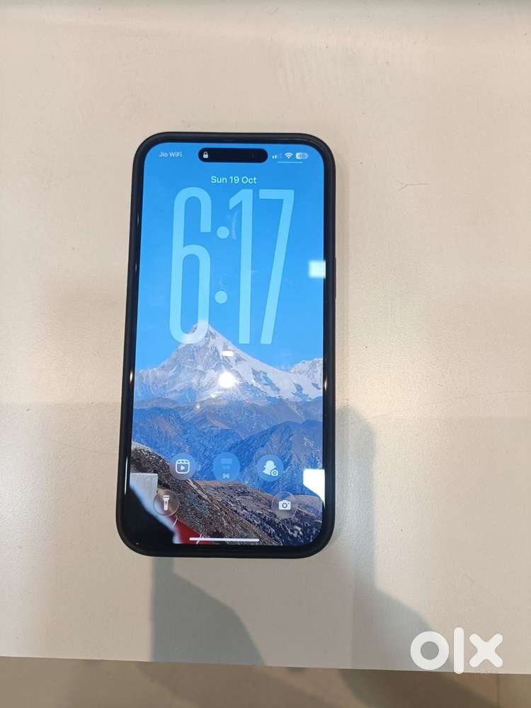 15 pro max - 256 Natural Titanium