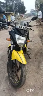 YAMAHA FZS ( 2009)
