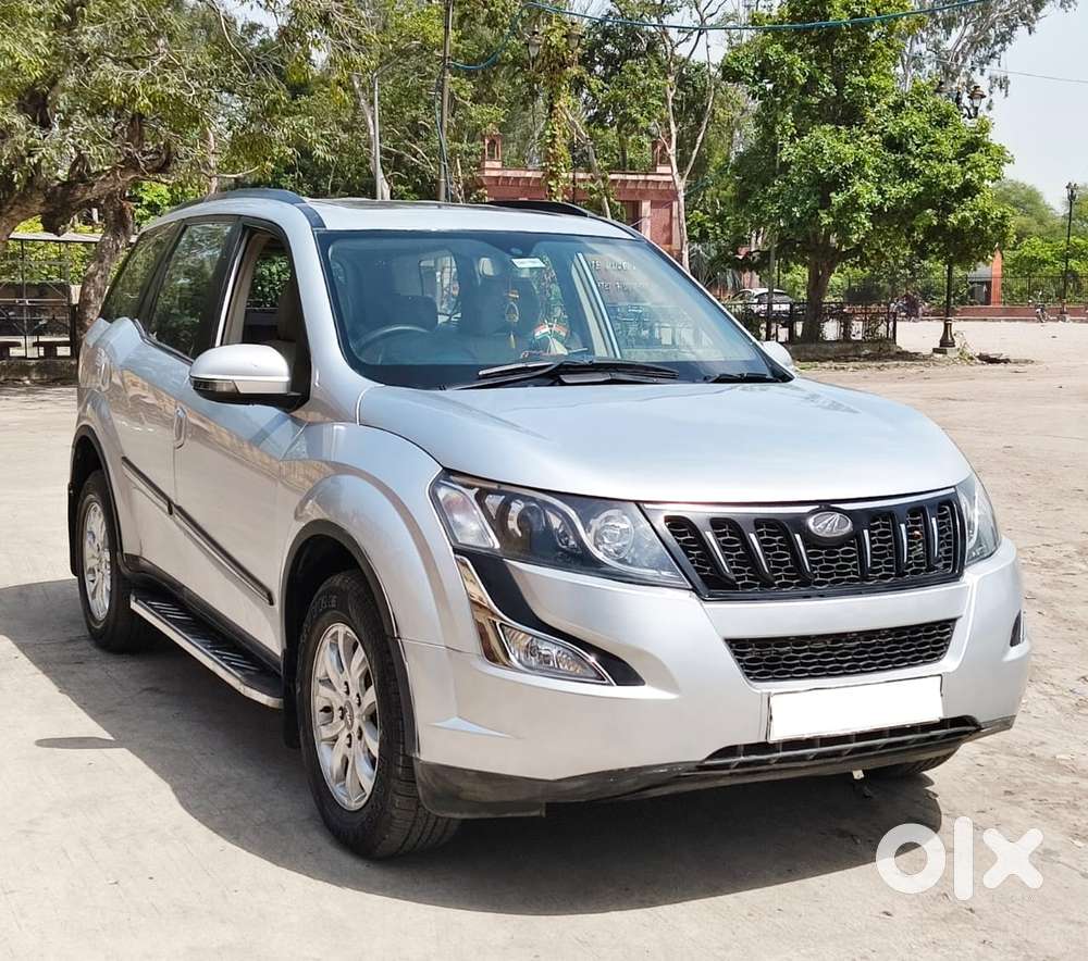 Mahindra XUV500 2.2 W10, 2015, Diesel