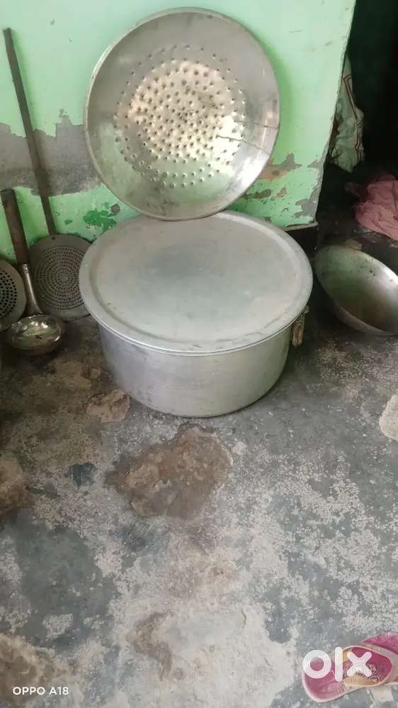 Restaurant hotel ka saman